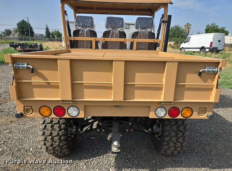 image for item EC1057 2023 Tuatara 1000 EFI-2 utility vehicle