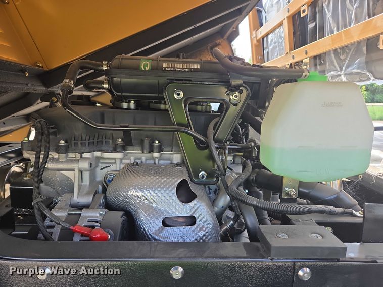 image for item EC1057 2023 Tuatara 1000 EFI-2 utility vehicle