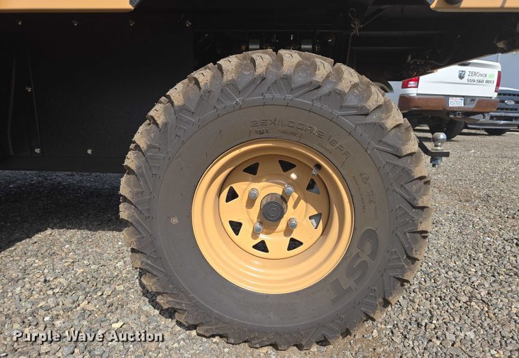 image for item EC1057 2023 Tuatara 1000 EFI-2 utility vehicle