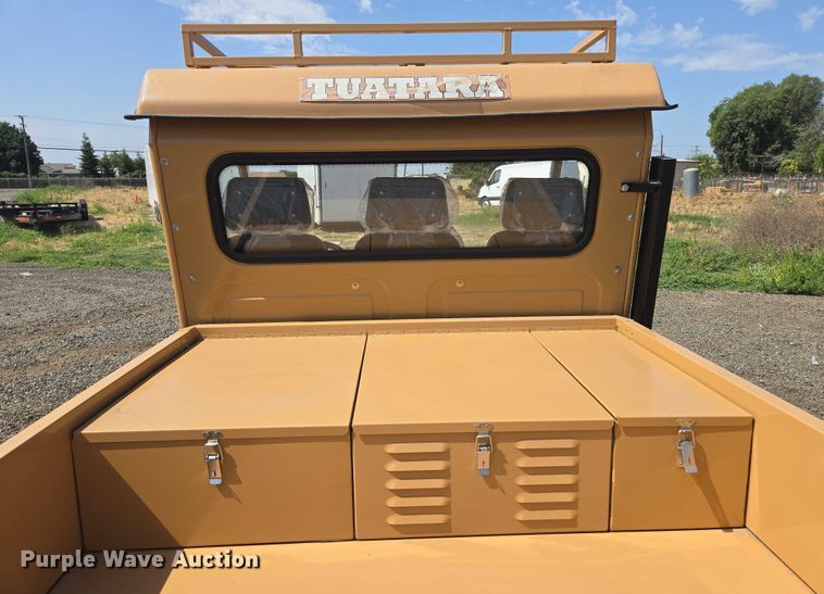 image for item EC1059 2023 Tuatara 1000 EFI-2 utility vehicle