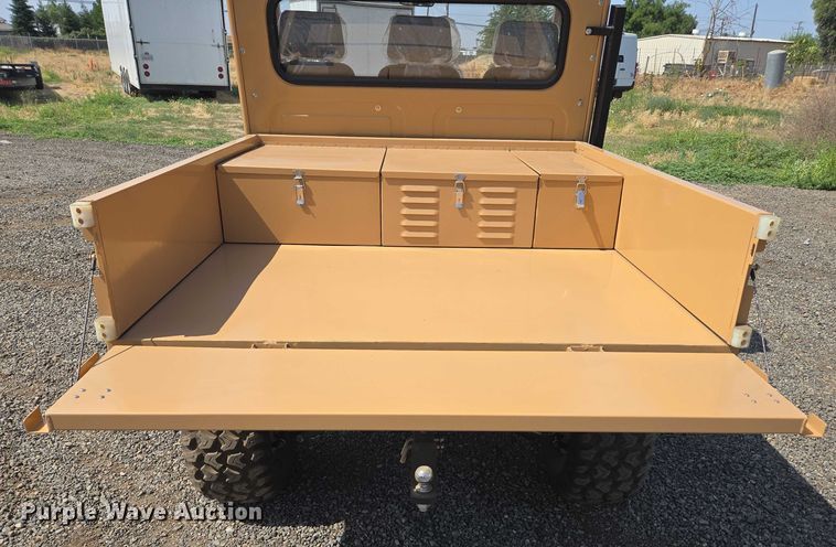 image for item EC1059 2023 Tuatara 1000 EFI-2 utility vehicle