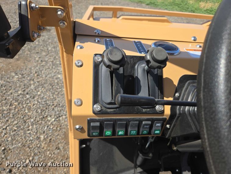 image for item EC1059 2023 Tuatara 1000 EFI-2 utility vehicle