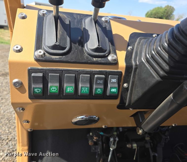 image for item EC1059 2023 Tuatara 1000 EFI-2 utility vehicle