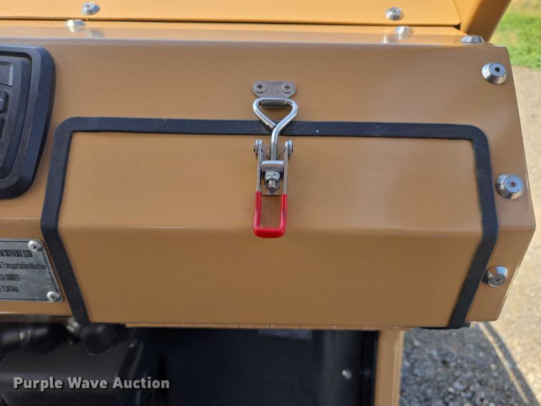 image for item EC1059 2023 Tuatara 1000 EFI-2 utility vehicle