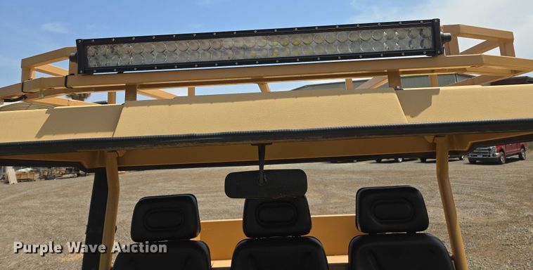 image for item EC1061 2022 Tuatara 1000EFI utility vehicle