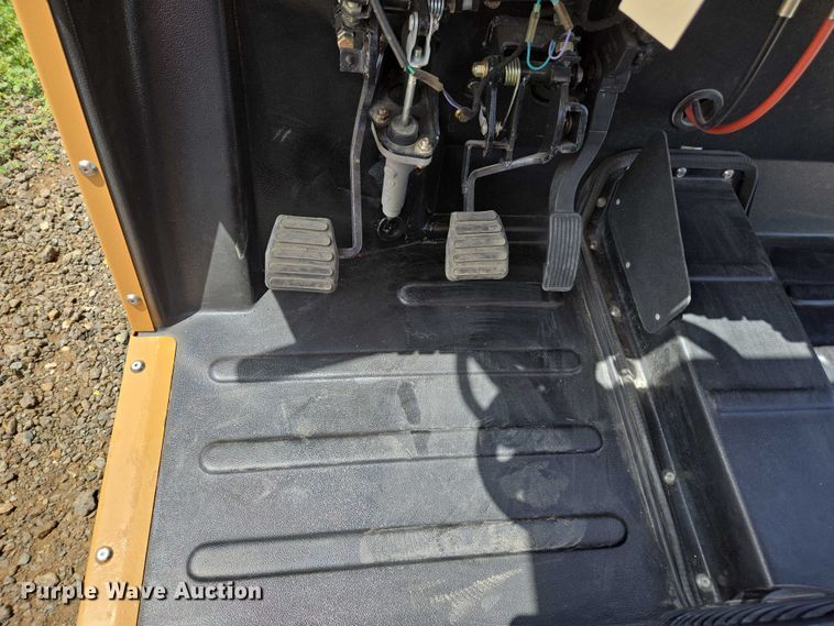 image for item EC1061 2022 Tuatara 1000EFI utility vehicle