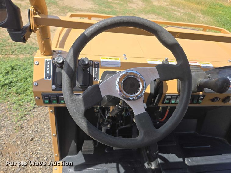 image for item EC1061 2022 Tuatara 1000EFI utility vehicle