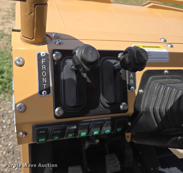 image for item EC1061 2022 Tuatara 1000EFI utility vehicle