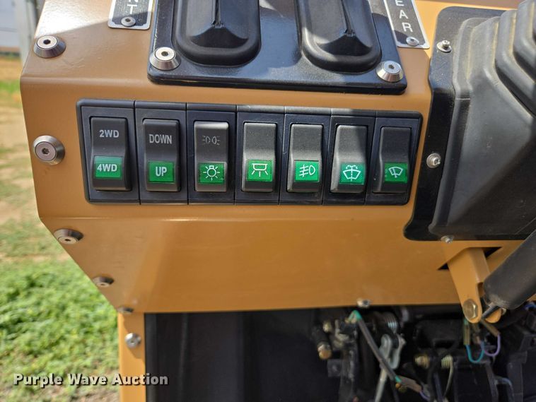 image for item EC1061 2022 Tuatara 1000EFI utility vehicle