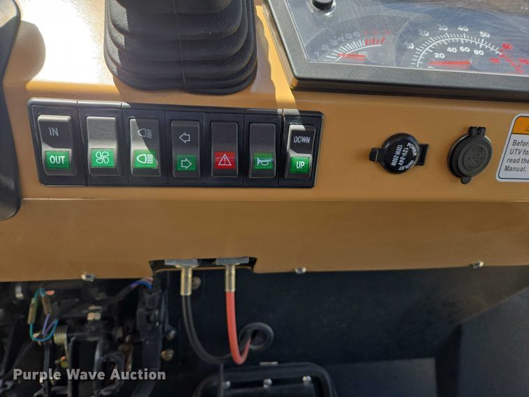 image for item EC1061 2022 Tuatara 1000EFI utility vehicle