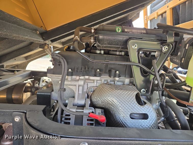 image for item EC1061 2022 Tuatara 1000EFI utility vehicle