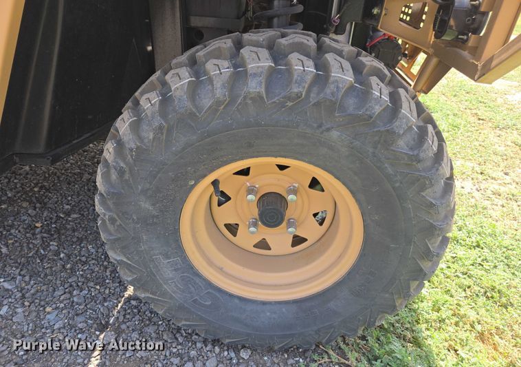 image for item EC1061 2022 Tuatara 1000EFI utility vehicle