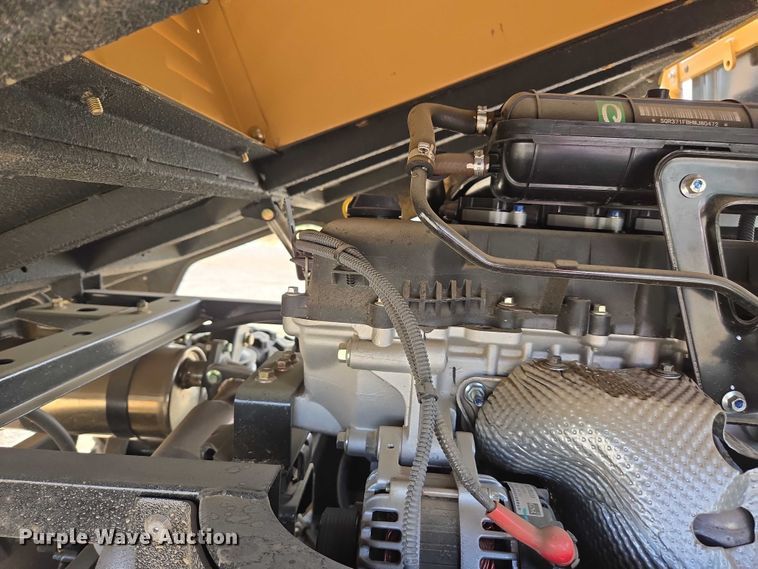 image for item EC1062 2022 Tuatara 1000EFI utility vehicle