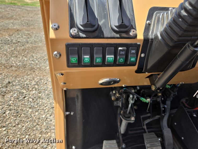 image for item EC1064 2023 Tuatara 1000 EFI-2 utility vehicle