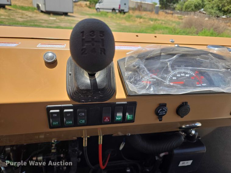 image for item EC1064 2023 Tuatara 1000 EFI-2 utility vehicle