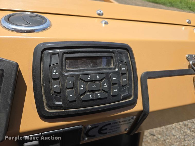 image for item EC1064 2023 Tuatara 1000 EFI-2 utility vehicle