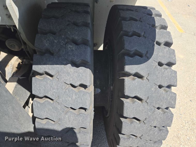 image for item EC1065 2015 Nissan PF80YLP forklift