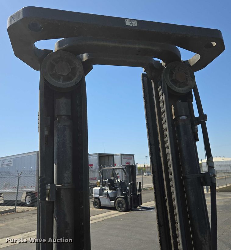 image for item EC1066 2015 UniCarriers PF60 forklift