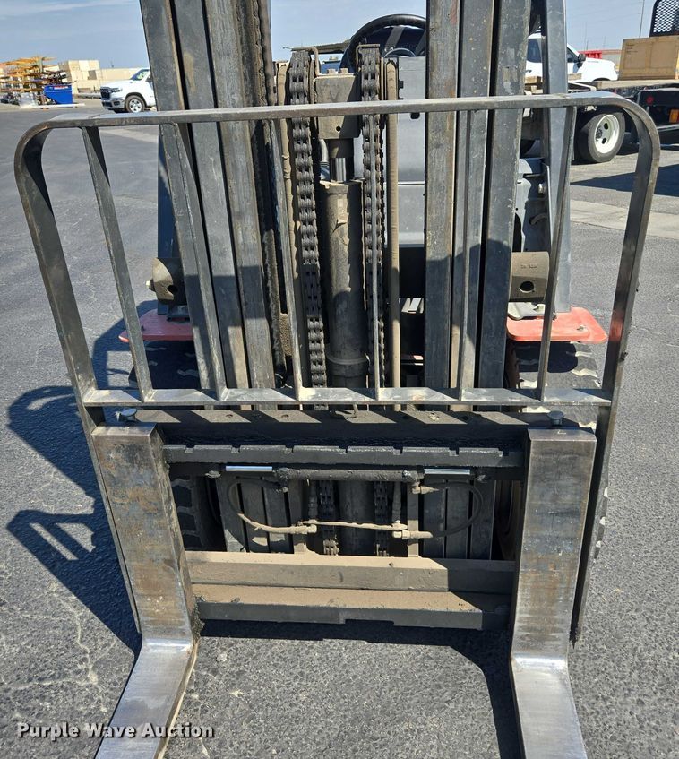 image for item EC1066 2015 UniCarriers PF60 forklift