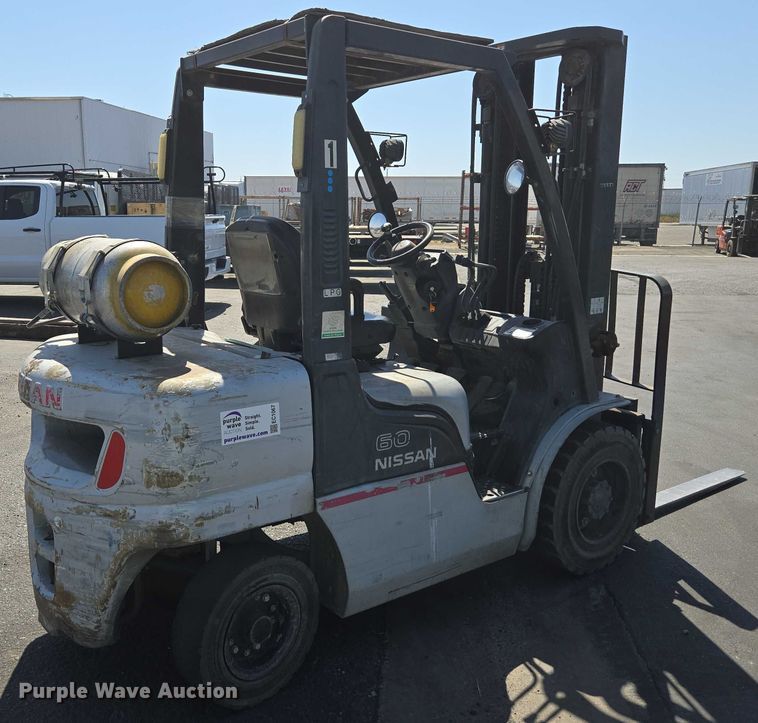 image for item EC1067 2010 Nissan PF60 forklift