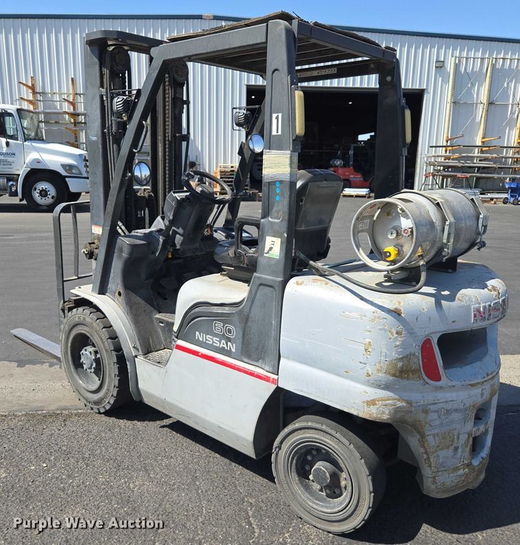 image for item EC1067 2010 Nissan PF60 forklift