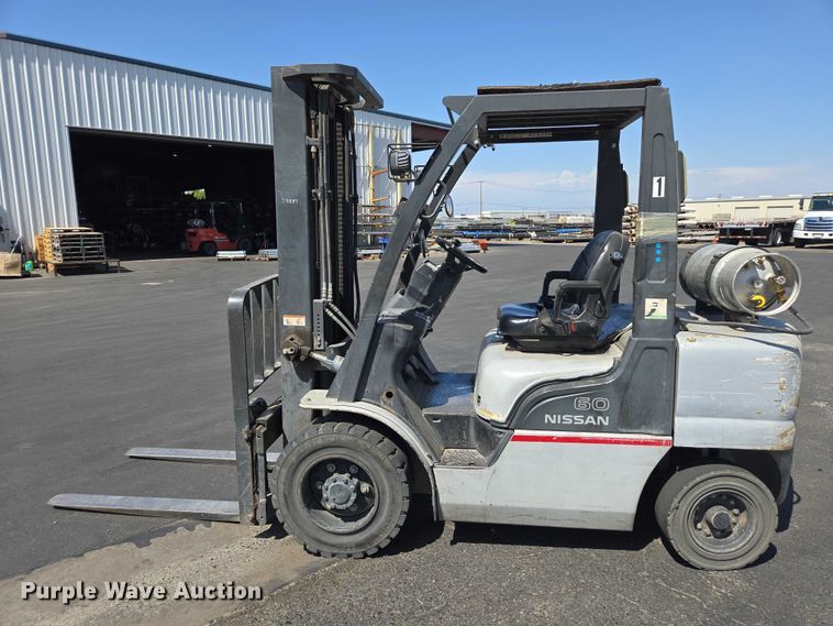 image for item EC1067 2010 Nissan PF60 forklift