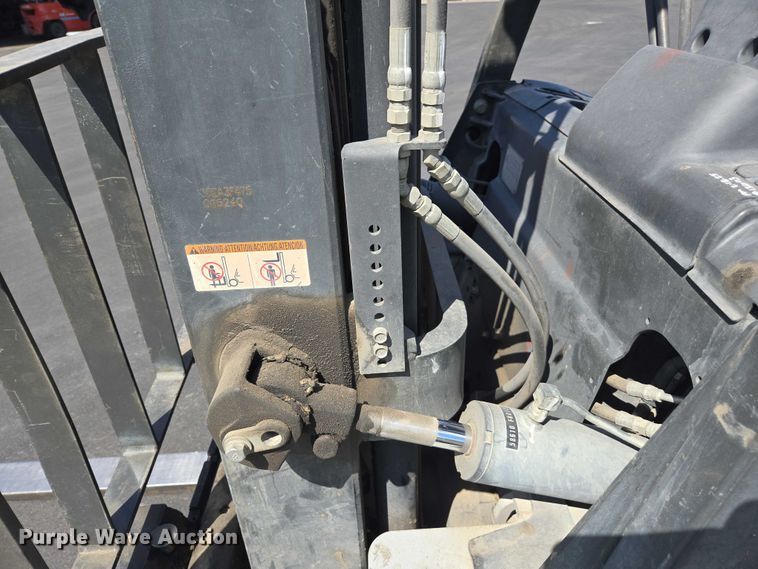 image for item EC1067 2010 Nissan PF60 forklift