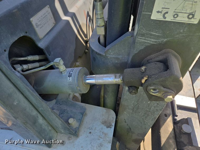 image for item EC1067 2010 Nissan PF60 forklift