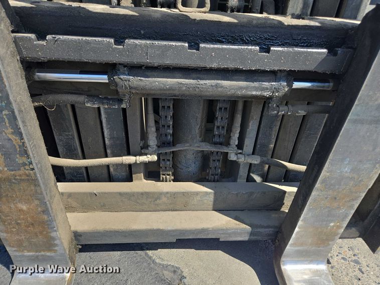 image for item EC1067 2010 Nissan PF60 forklift