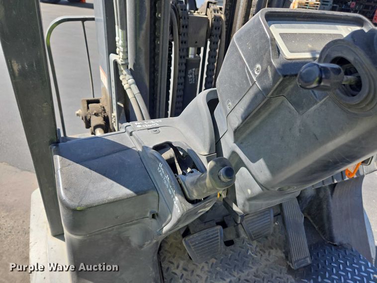 image for item EC1067 2010 Nissan PF60 forklift