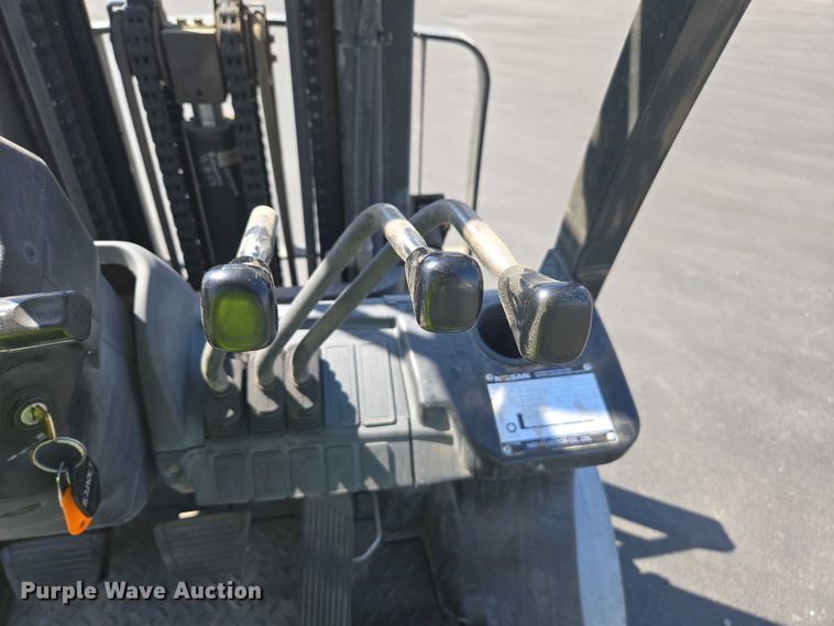 image for item EC1067 2010 Nissan PF60 forklift