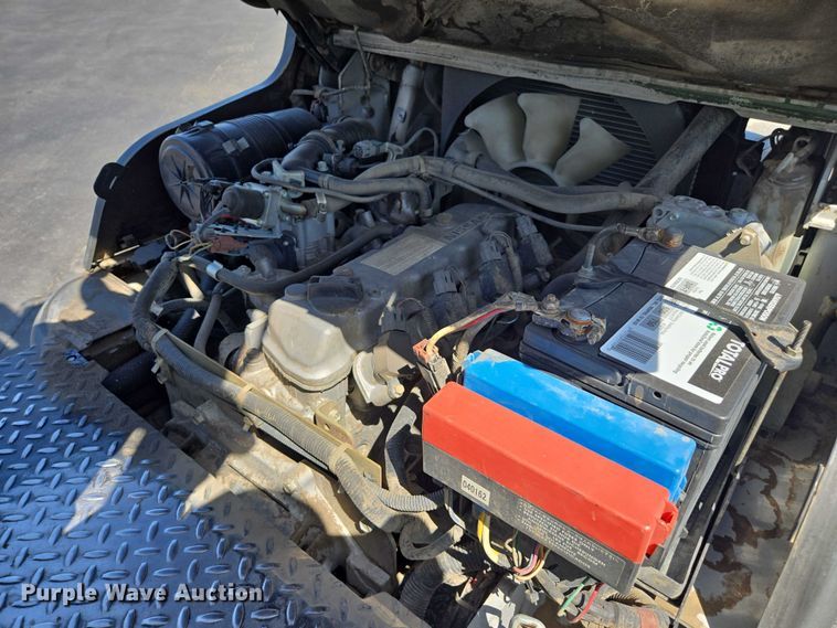 image for item EC1067 2010 Nissan PF60 forklift