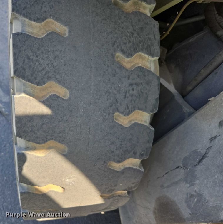 image for item EC1067 2010 Nissan PF60 forklift