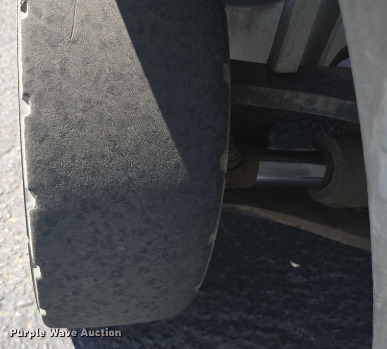 image for item EC1067 2010 Nissan PF60 forklift