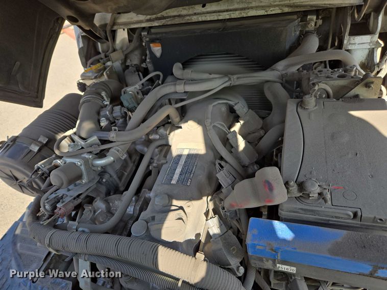 image for item EC1068 2017 UniCarriers CFS40 forklift