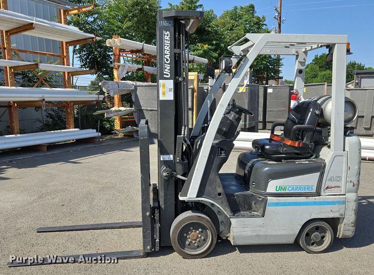 image for item EC1069 2017 UniCarriers CFS40 forklift