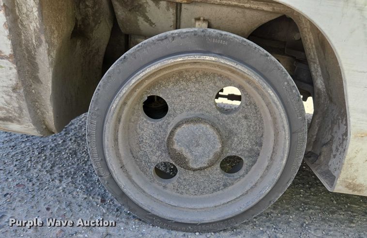 image for item EC1069 2017 UniCarriers CFS40 forklift