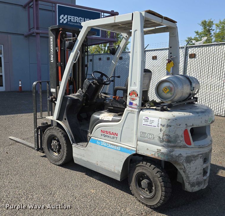 image for item EC1070 2014 Nissan MP1F2A25LV forklift