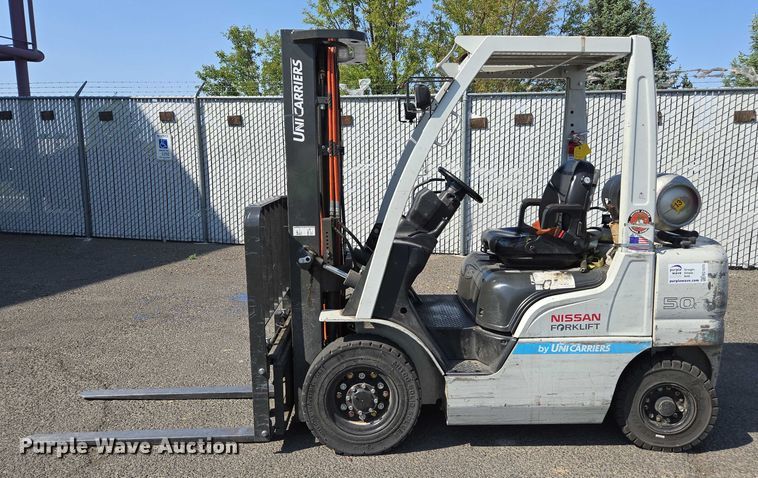 image for item EC1070 2014 Nissan MP1F2A25LV forklift