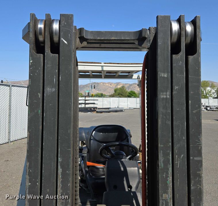 image for item EC1070 2014 Nissan MP1F2A25LV forklift