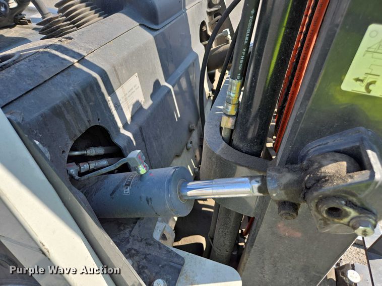 image for item EC1070 2014 Nissan MP1F2A25LV forklift