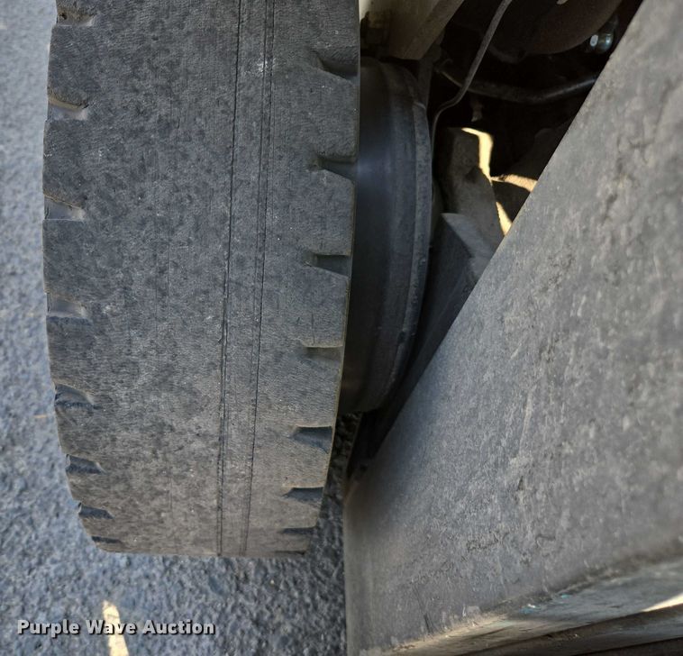 image for item EC1070 2014 Nissan MP1F2A25LV forklift