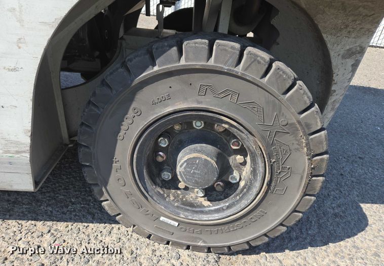 image for item EC1070 2014 Nissan MP1F2A25LV forklift