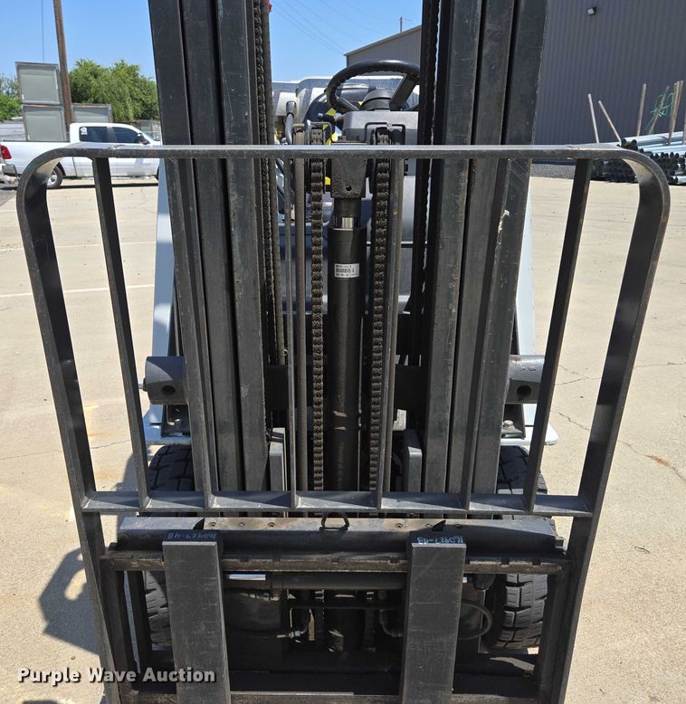 image for item EC1071 2015 Nissan AF35 forklift