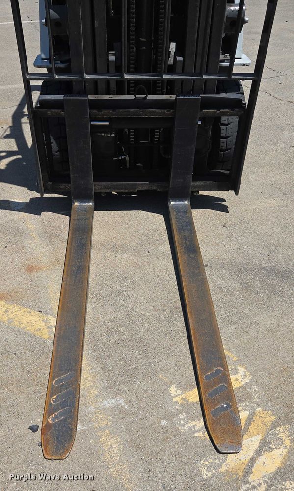 image for item EC1071 2015 Nissan AF35 forklift