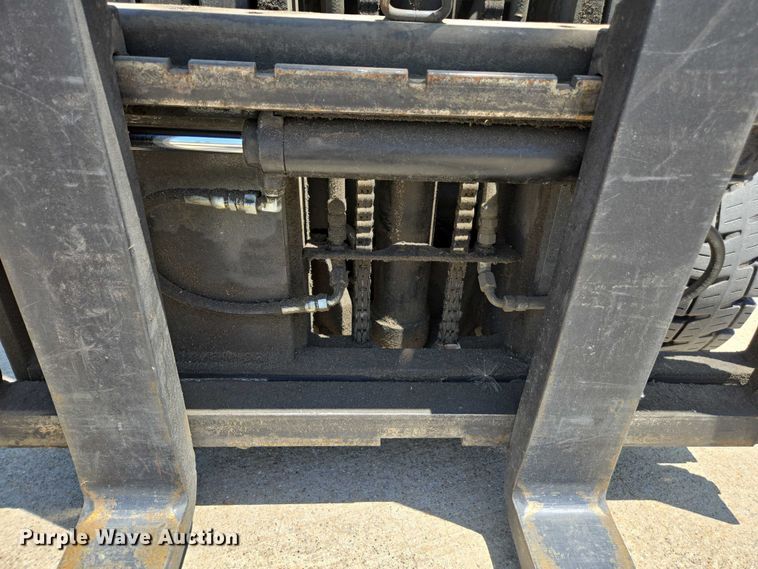 image for item EC1071 2015 Nissan AF35 forklift