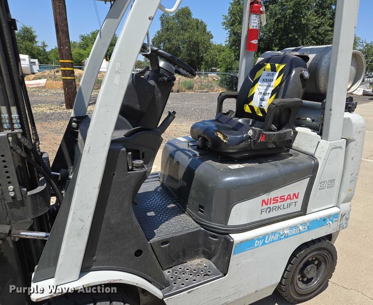 image for item EC1071 2015 Nissan AF35 forklift