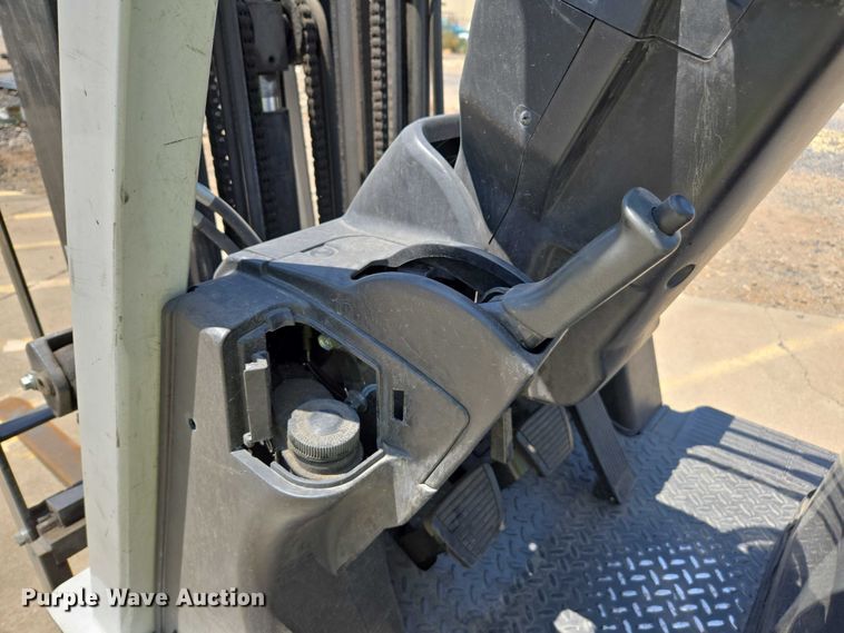 image for item EC1071 2015 Nissan AF35 forklift