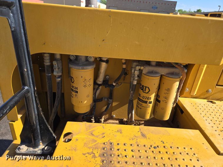 image for item EC1073 2017 Caterpillar 374F L excavator