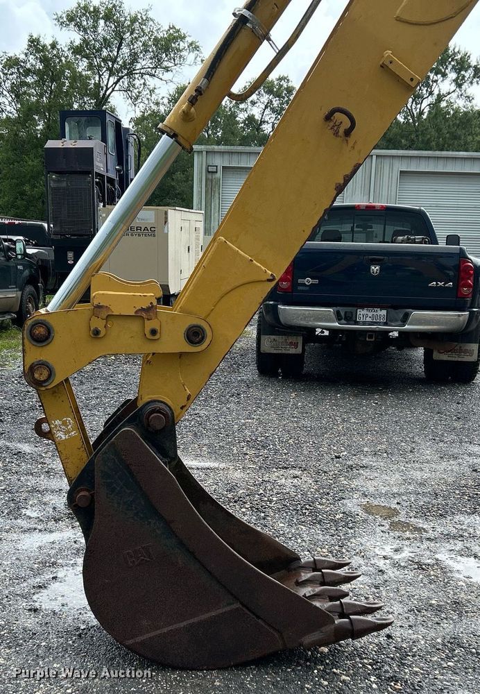 image for item EC1401 2005 Caterpillar 420D backhoe